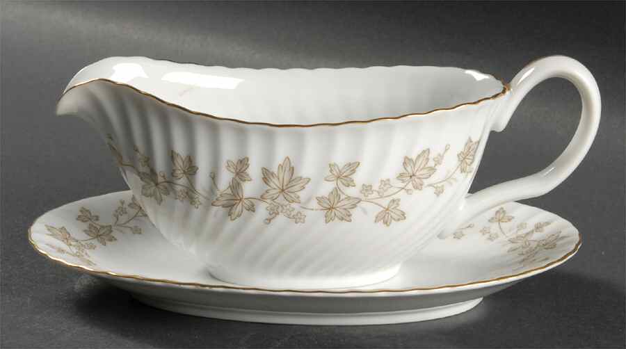 Geneve Gravy Boat & Underplate by Mikasa-1
