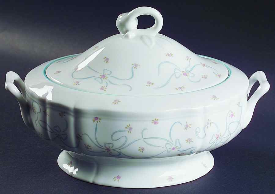 Gigi Oval Covered Vegetable by Mikasa-1