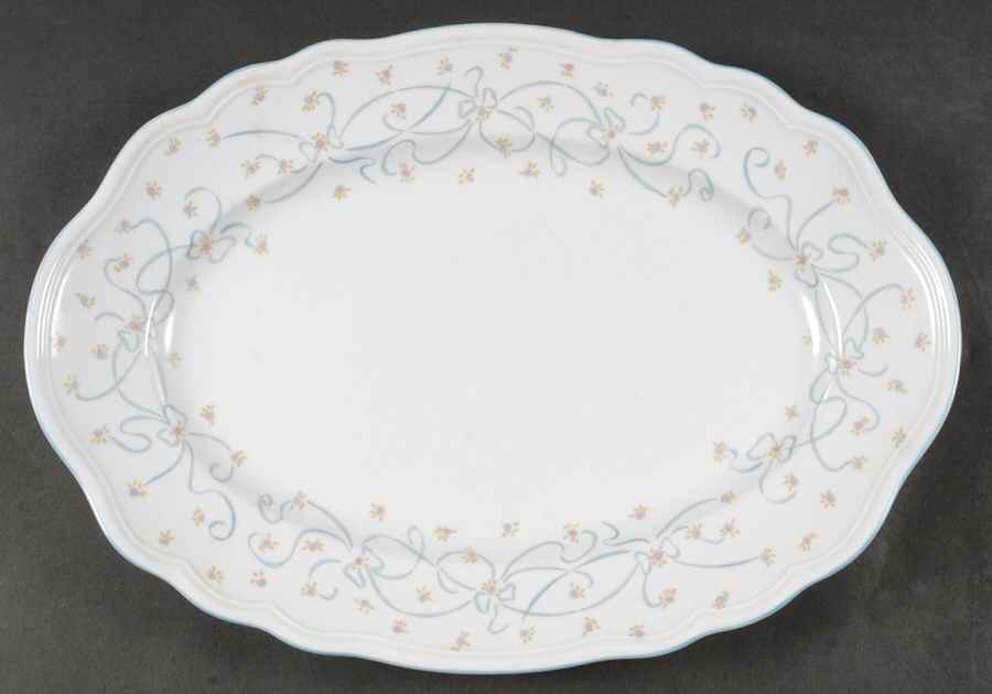 Gigi 15" Oval Serving Platter by Mikasa-1