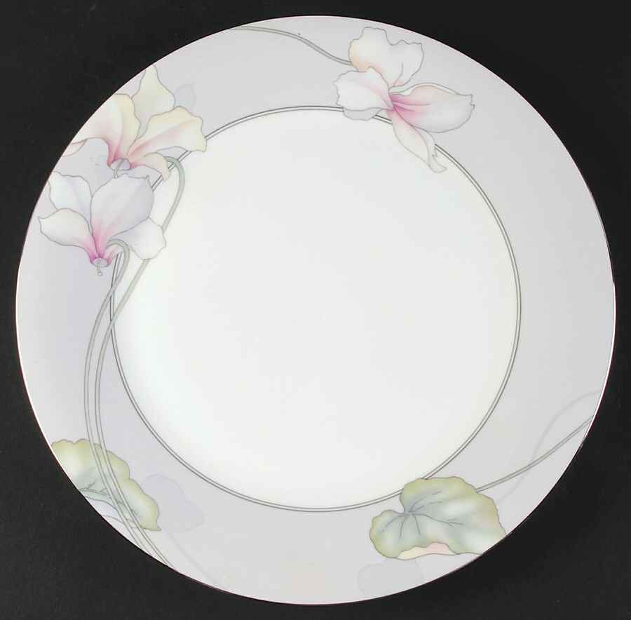 Glamour 12" Chop Plate (Round Platter) by Mikasa-1