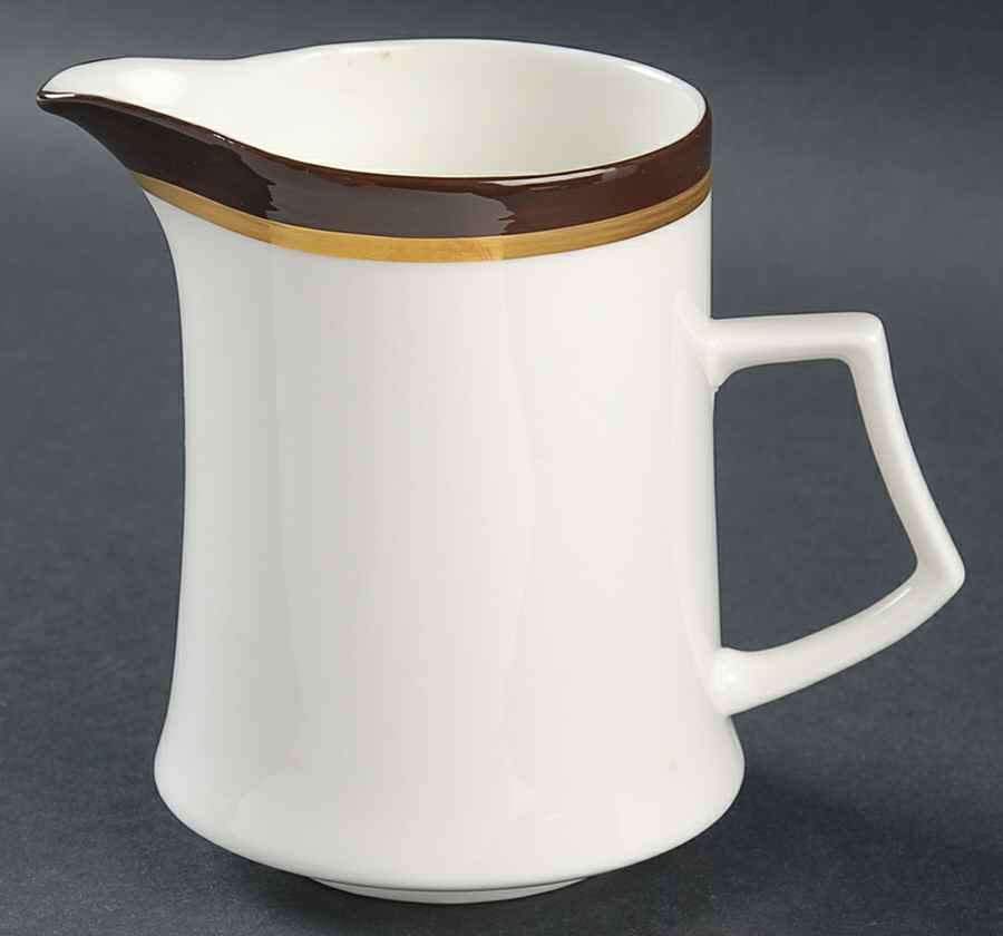 Goldring Creamer by Mikasa-1