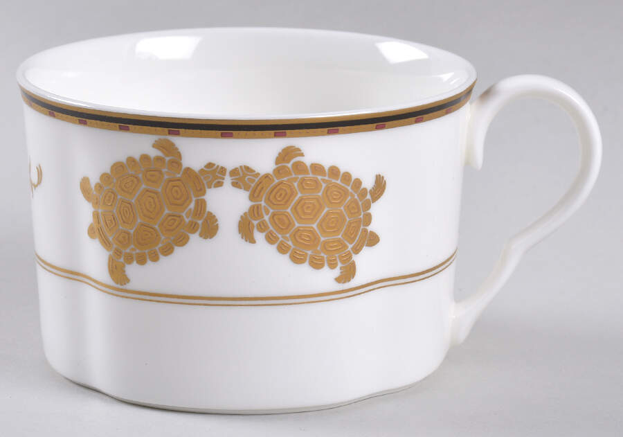 Golden Legend Flat Cup by Mikasa-1