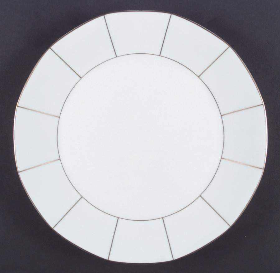 Gold Lining Dinner Plate by Mikasa-1