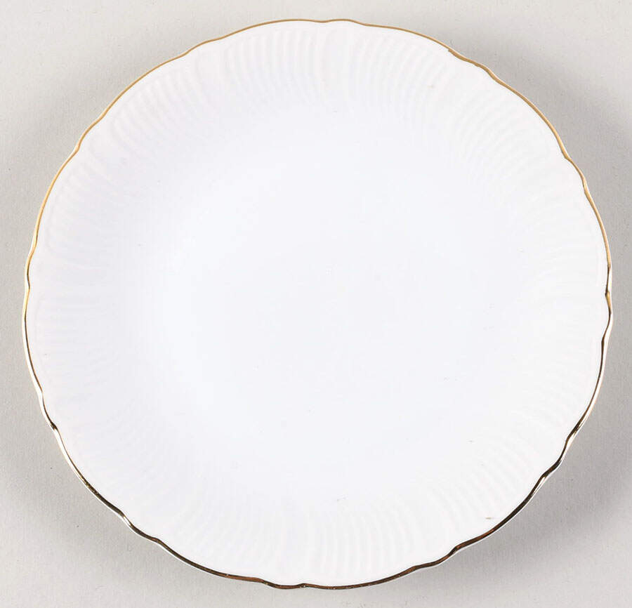 Gold Star Salad Plate by Mikasa-1