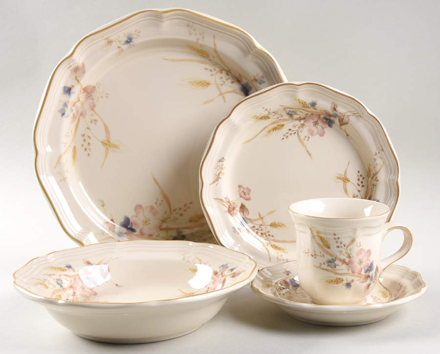 Golden Sky 5 Piece Place Setting by Mikasa-1
