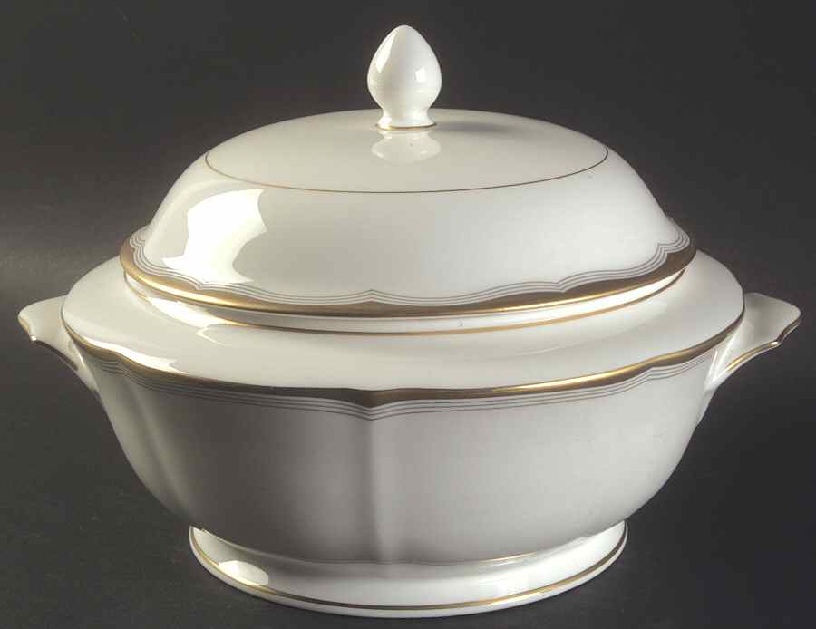 Gold Tiara 2 Qt Round Covered Casserole by Mikasa-1
