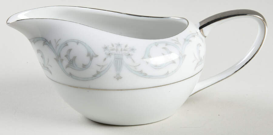 Gramercy Creamer by Mikasa-1