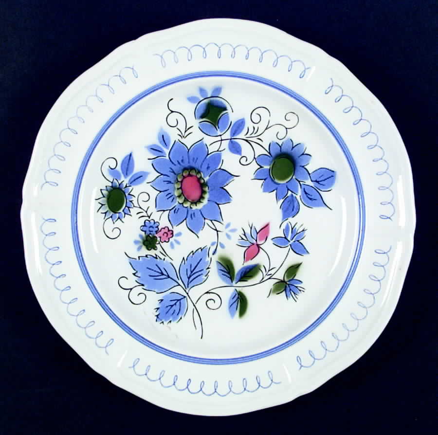 Granada Dinner Plate by Mikasa-1