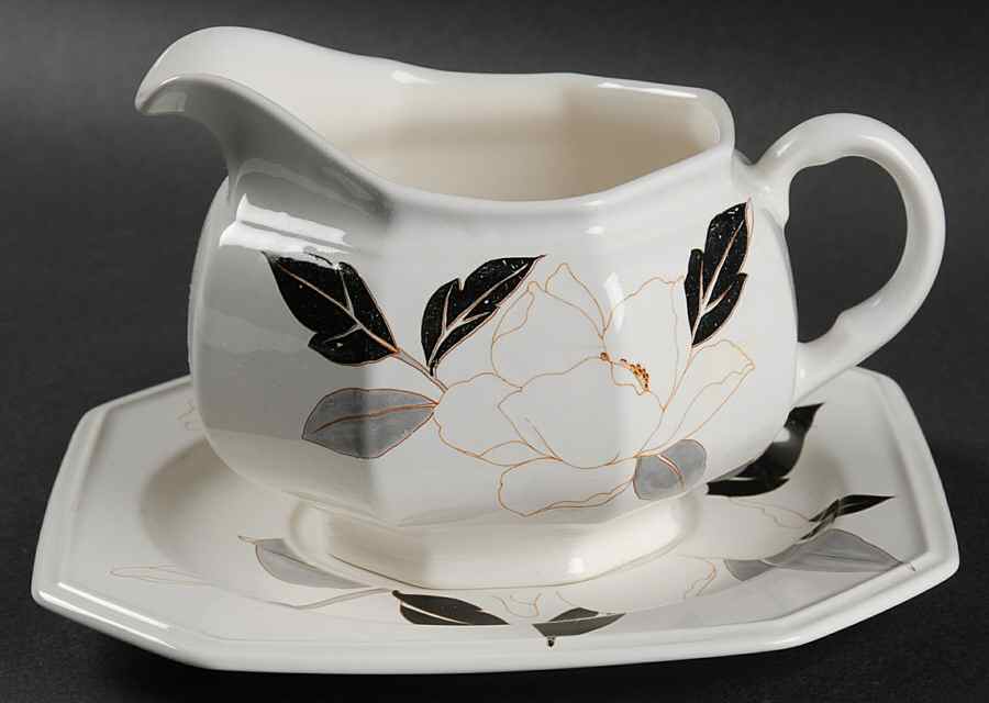 Granada Gravy Boat & Underplate by Mikasa-1