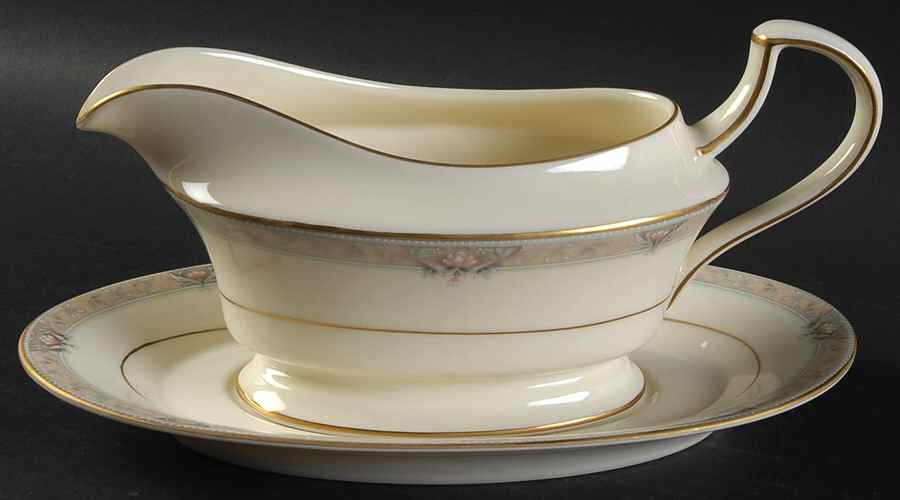 Grandville Gravy Boat & Underplate by Mikasa-1