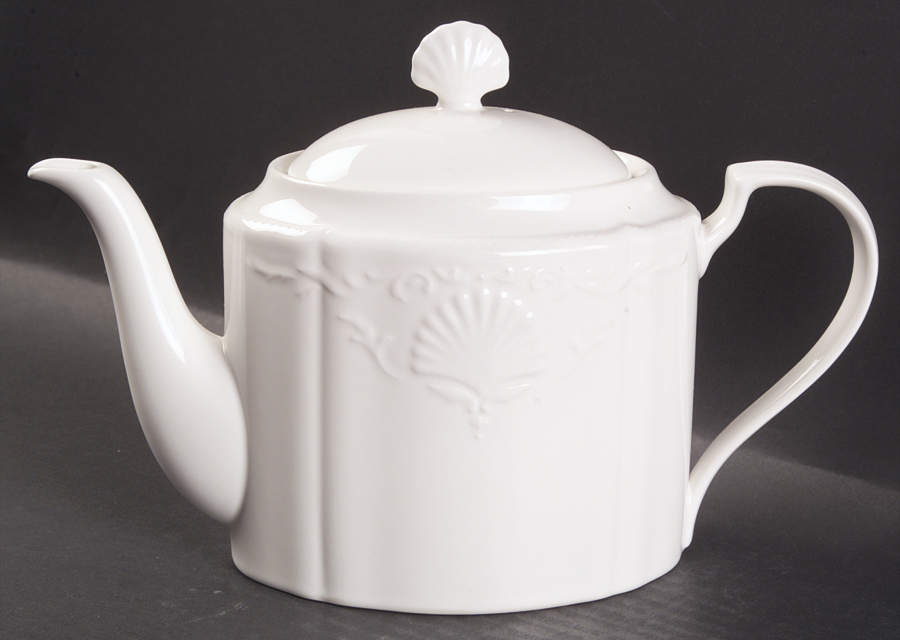Hampton Bays Teapot & Lid by Mikasa-1