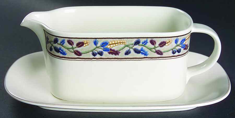 Hacienda Gravy Boat & Underplate (Relish/Butter) by Mikasa-1