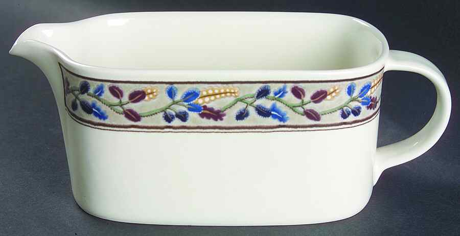 Hacienda Gravy Boat by Mikasa-1