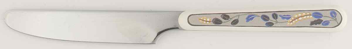 Hacienda Small Dinner Knife by Mikasa-1