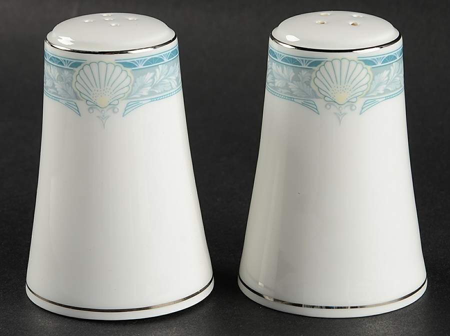 Harbour Crest Salt & Pepper Set by Mikasa-1