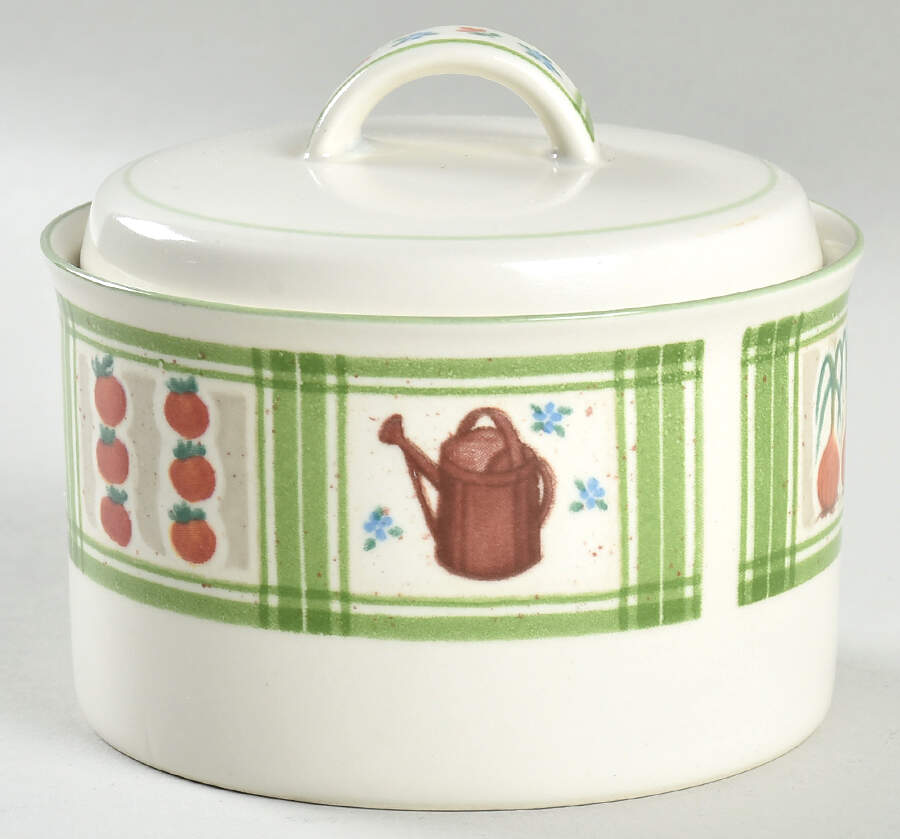 Harvest Lane Sugar Bowl & Lid by Mikasa-1