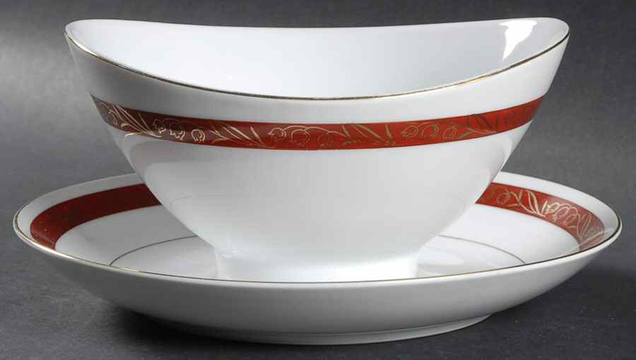 Halifax Gravy Boat with Attached Underplate by Mikasa-1