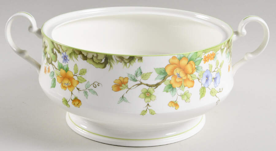 Hampshire Round Vegetable No Lid by Mikasa-1