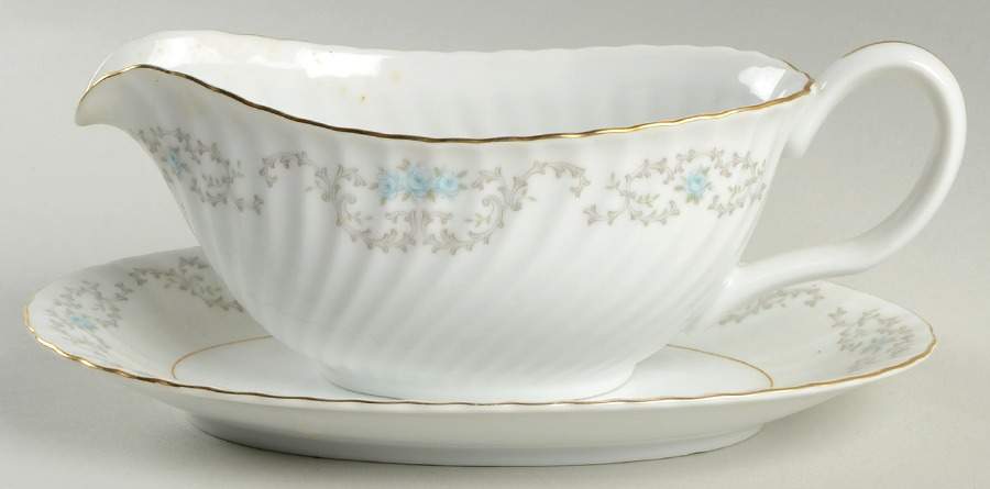 Hampton Gravy Boat & Underplate by Mikasa-1