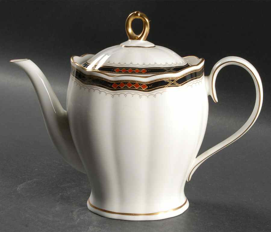 Hardwick Teapot & Lid by Mikasa-1