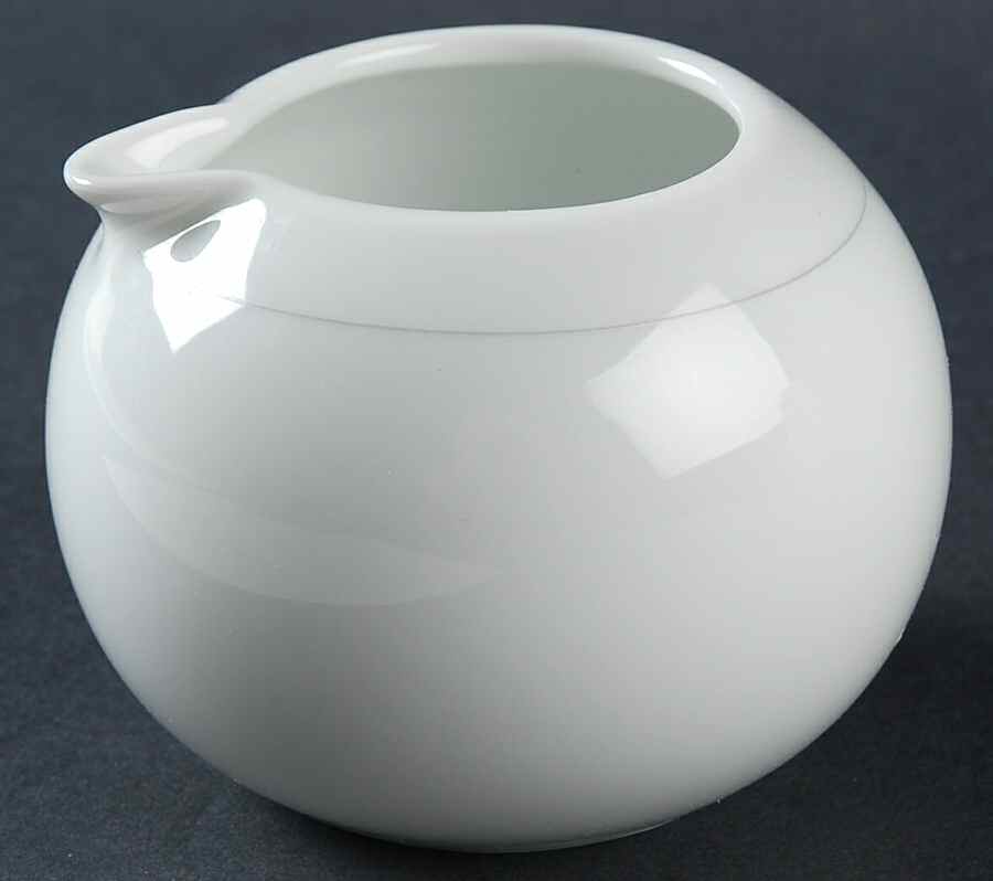 Harmony Creamer by Mikasa-1