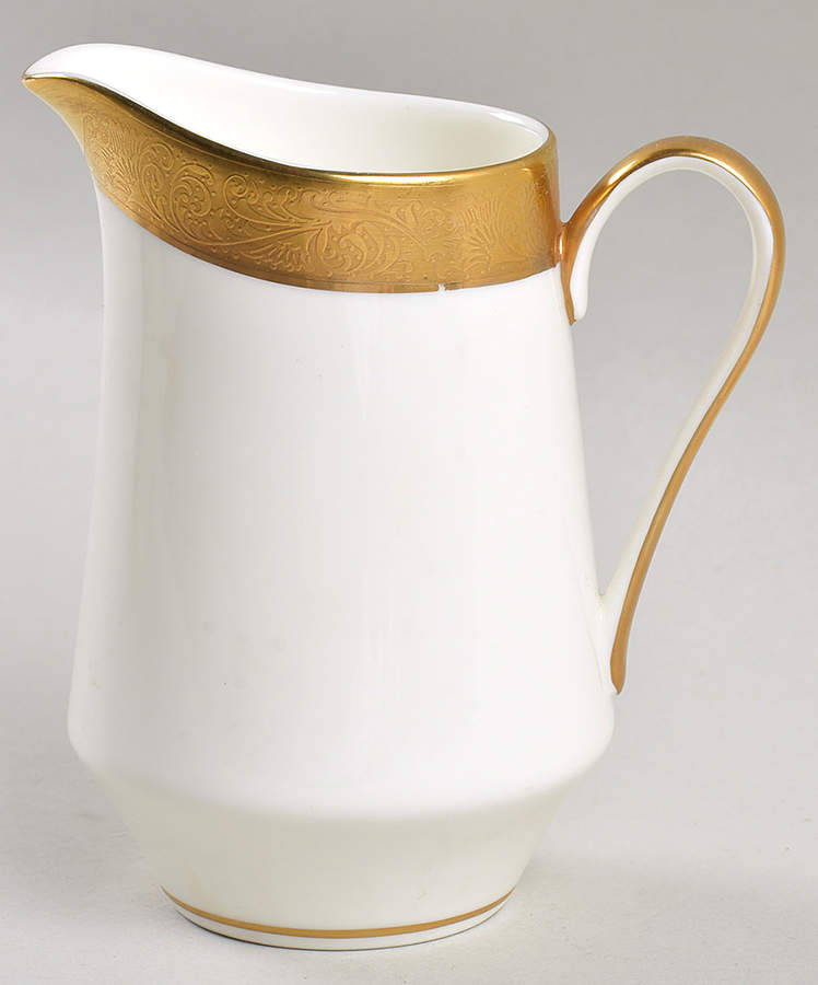 Harrow Creamer by Mikasa-1