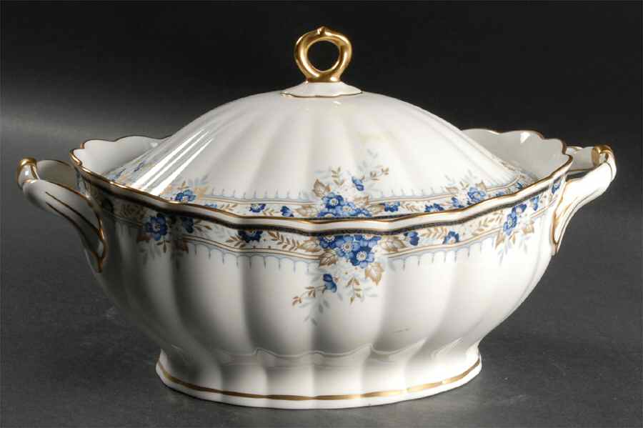 Hayworth Oval Covered Vegetable by Mikasa-1