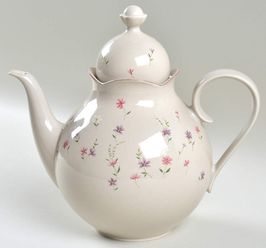 Heather Blossoms Coffee Pot & Lid by Mikasa-1