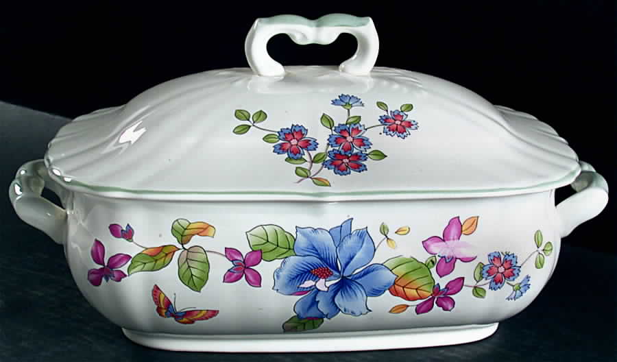 Heirloom Rectangular Covered Vegetable by Mikasa-1