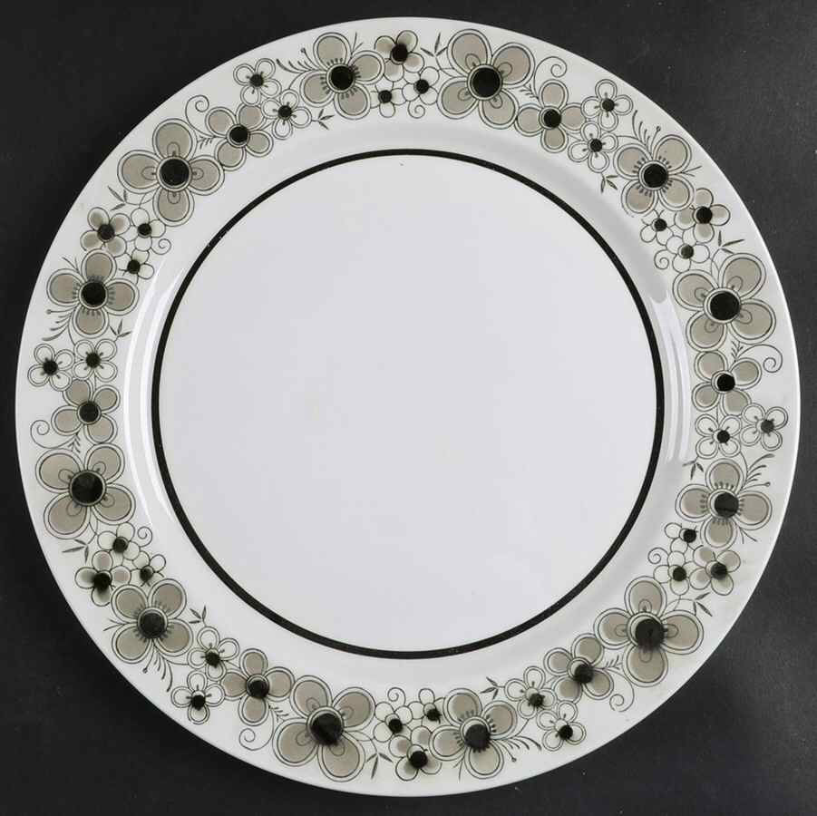 Highland 12" Chop Plate (Round Platter) by Mikasa-1