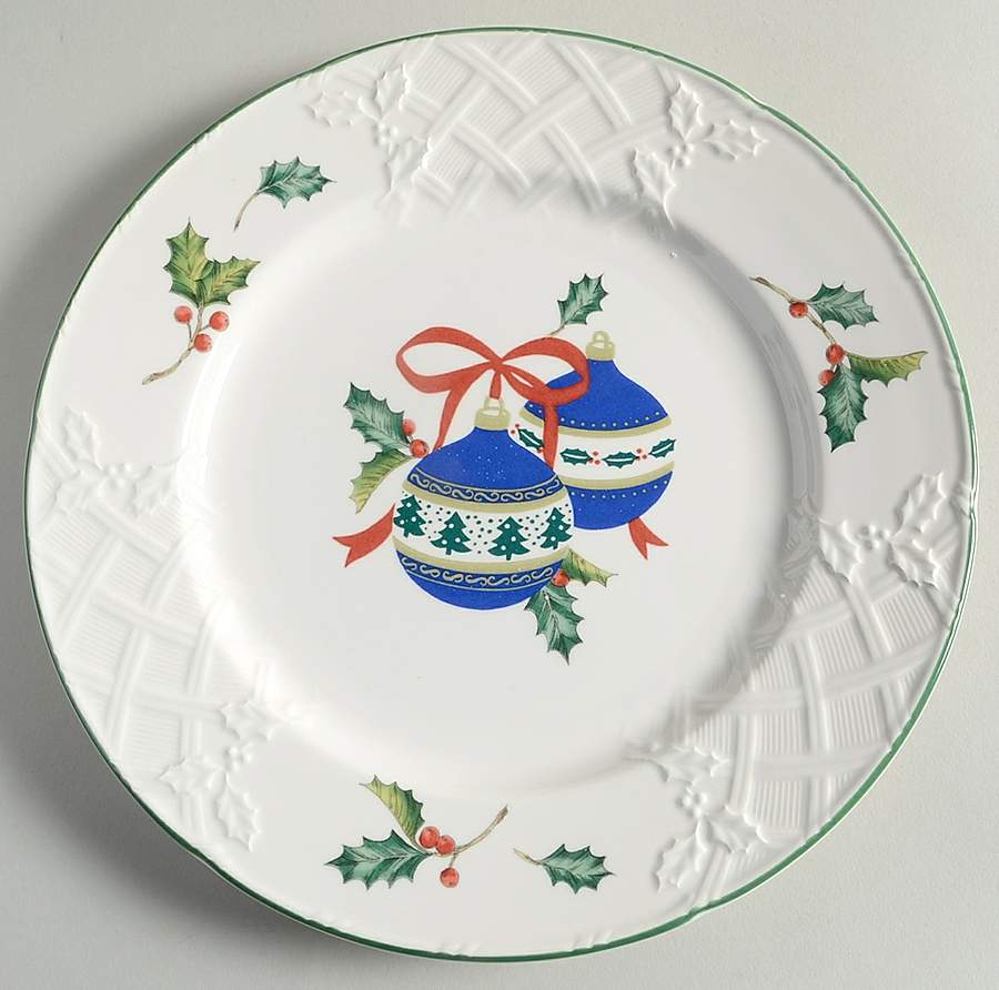 Holiday Classic Luncheon Plate by Mikasa-1