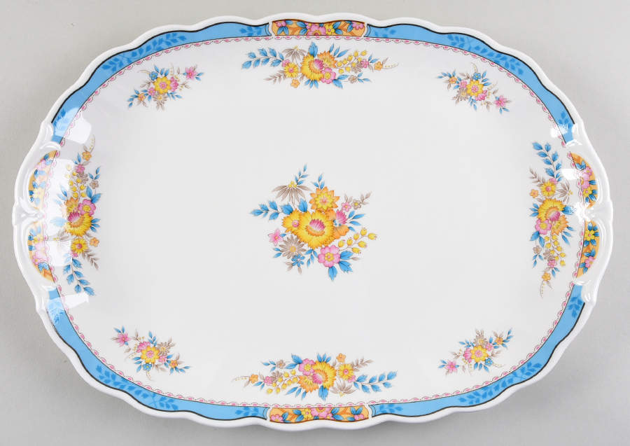 Hospitality 15" Oval Serving Platter by Mikasa-1