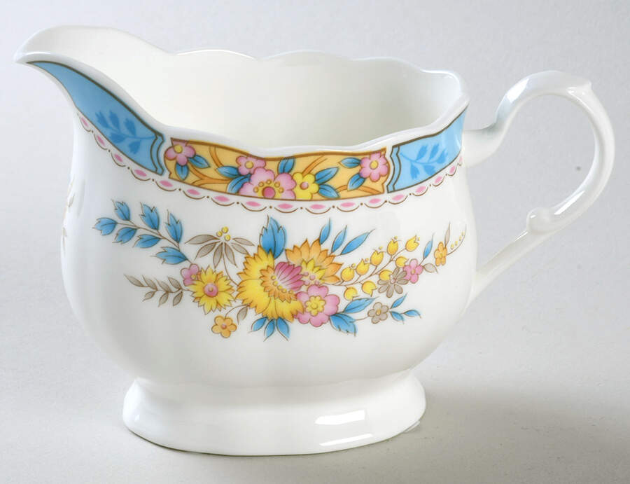 Hospitality Creamer by Mikasa-1