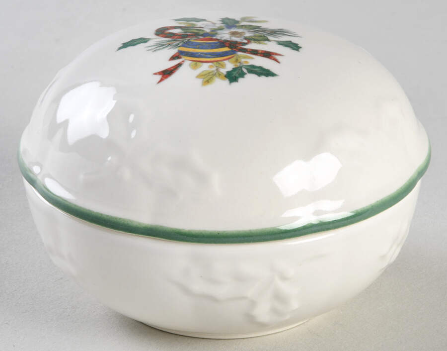 Holiday Season Round Box & Lid by Mikasa-1