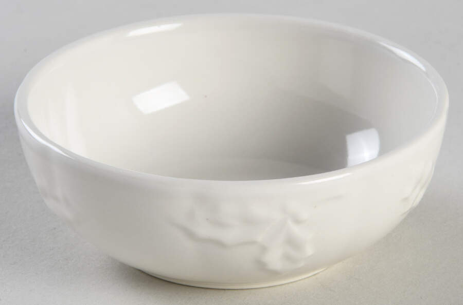 Holiday Season Round Box No Lid by Mikasa-1