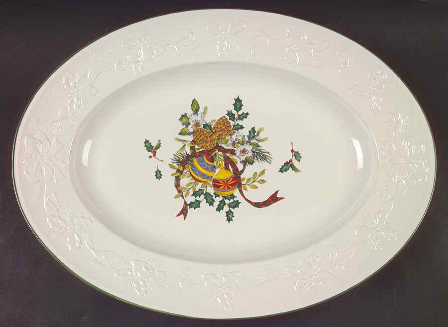 Holiday Season 15" Oval Serving Platter by Mikasa-1