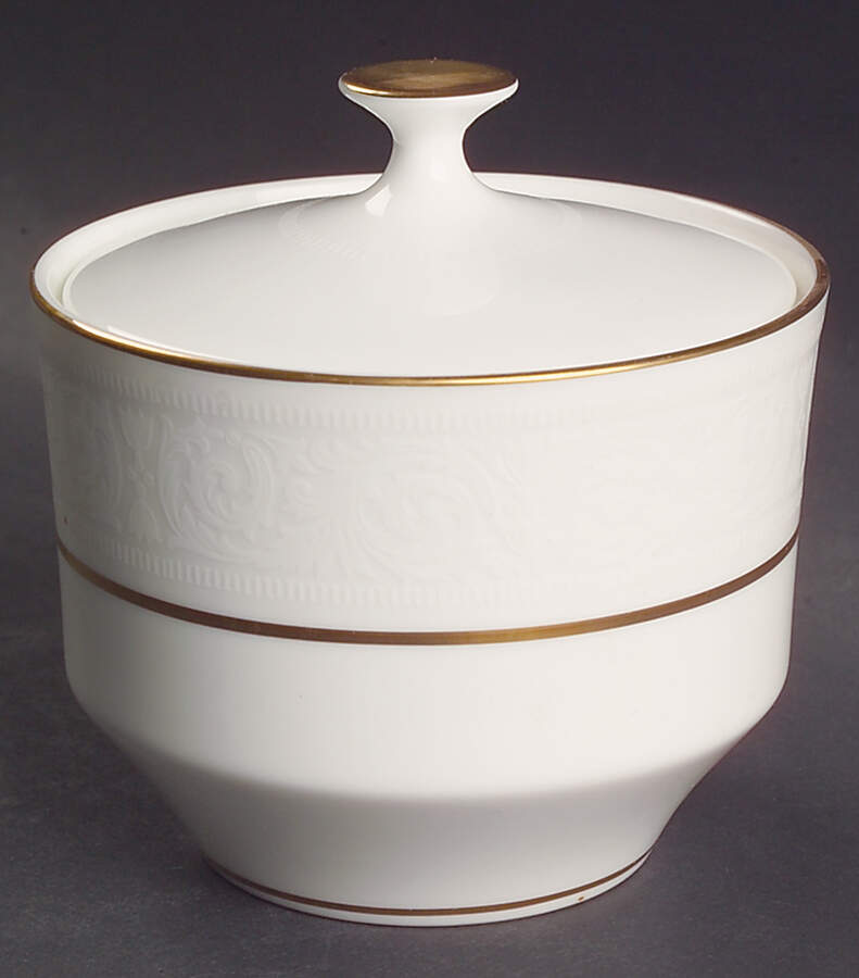Hunter Sugar Bowl & Lid by Mikasa-1