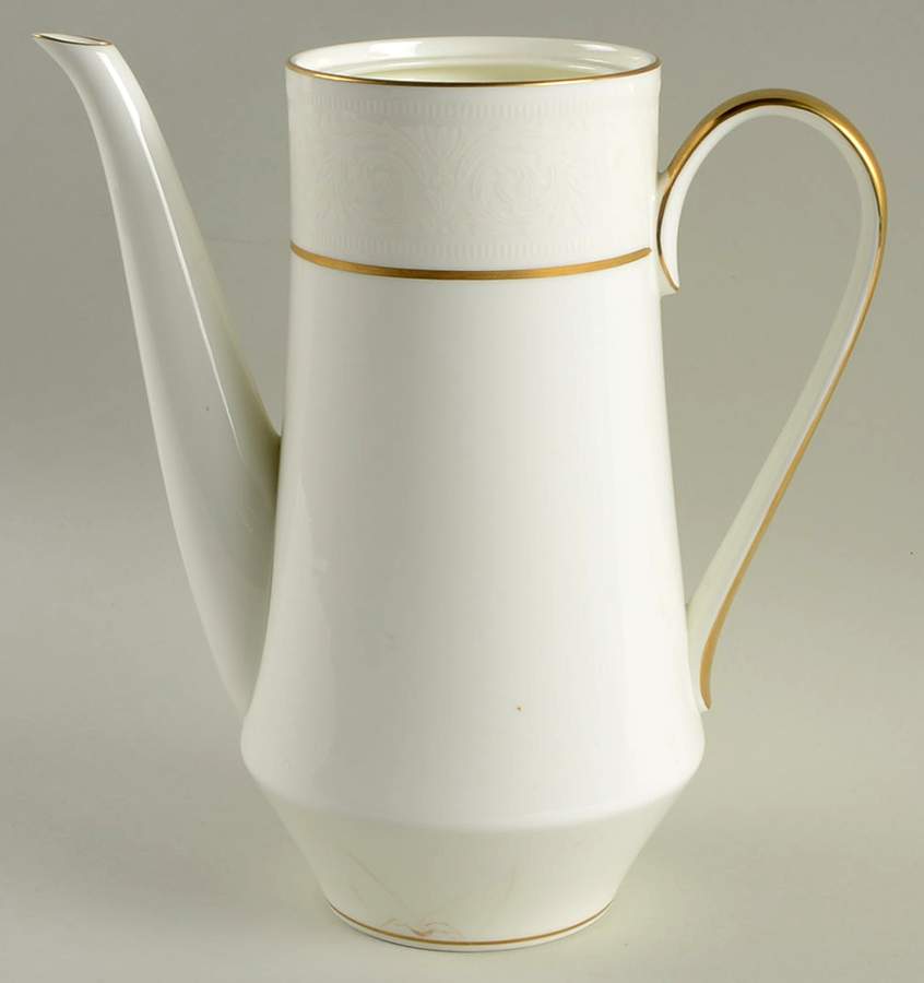 Hunter Coffee Pot No Lid by Mikasa-1