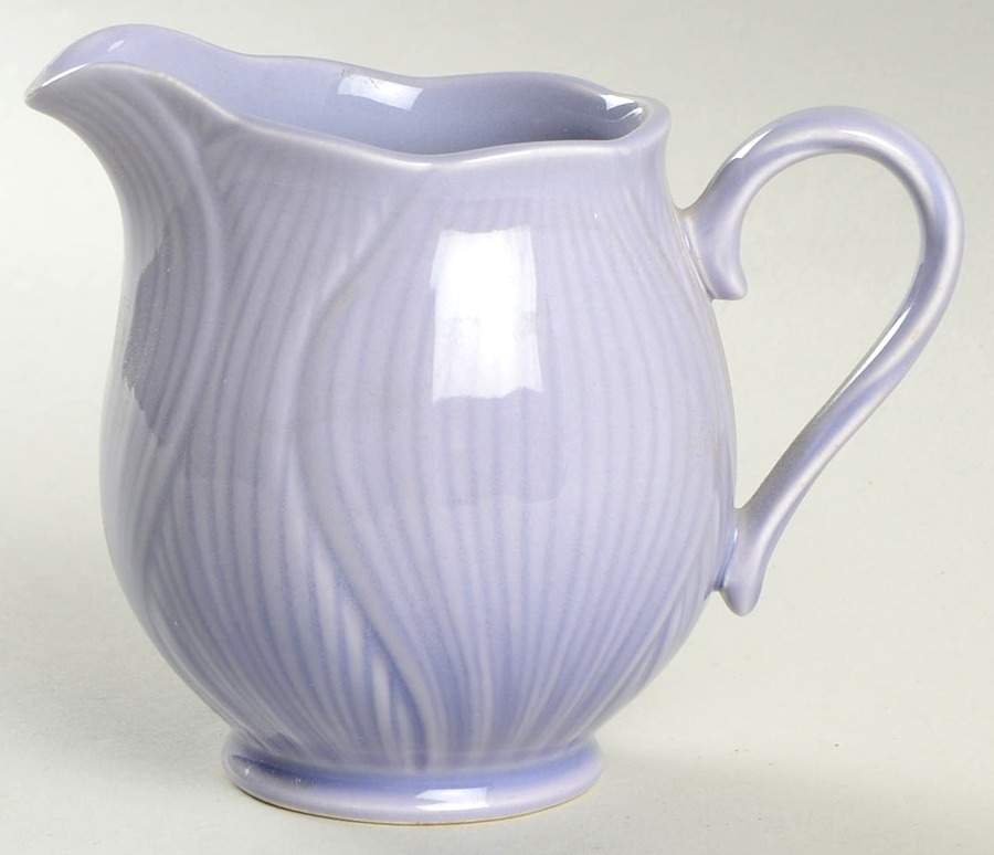 Hyacinth Creamer by Mikasa-1