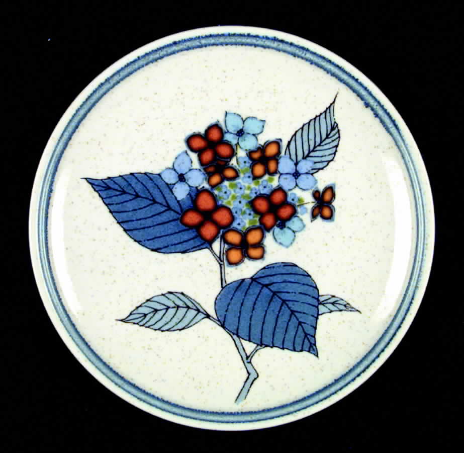 Hydrangea Salad Plate by Mikasa-1