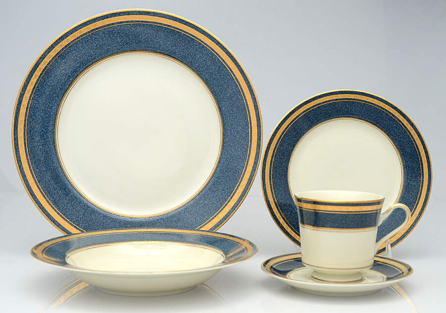 Imperial Lapis 40 Piece Estate Set by Mikasa-1