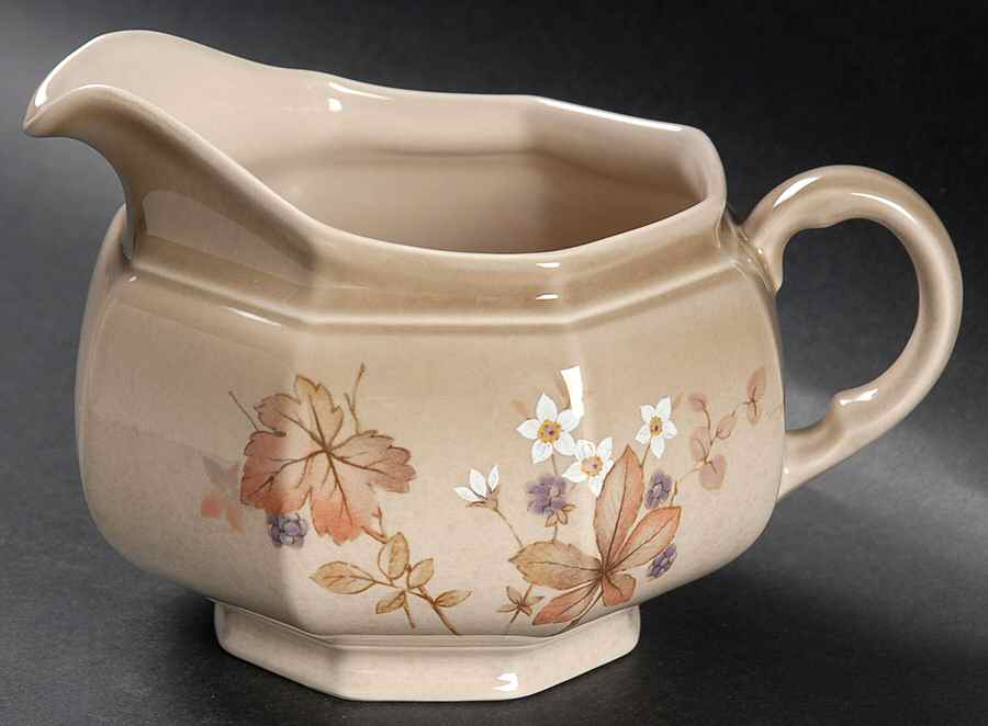 Impulse Gravy Boat by Mikasa-1