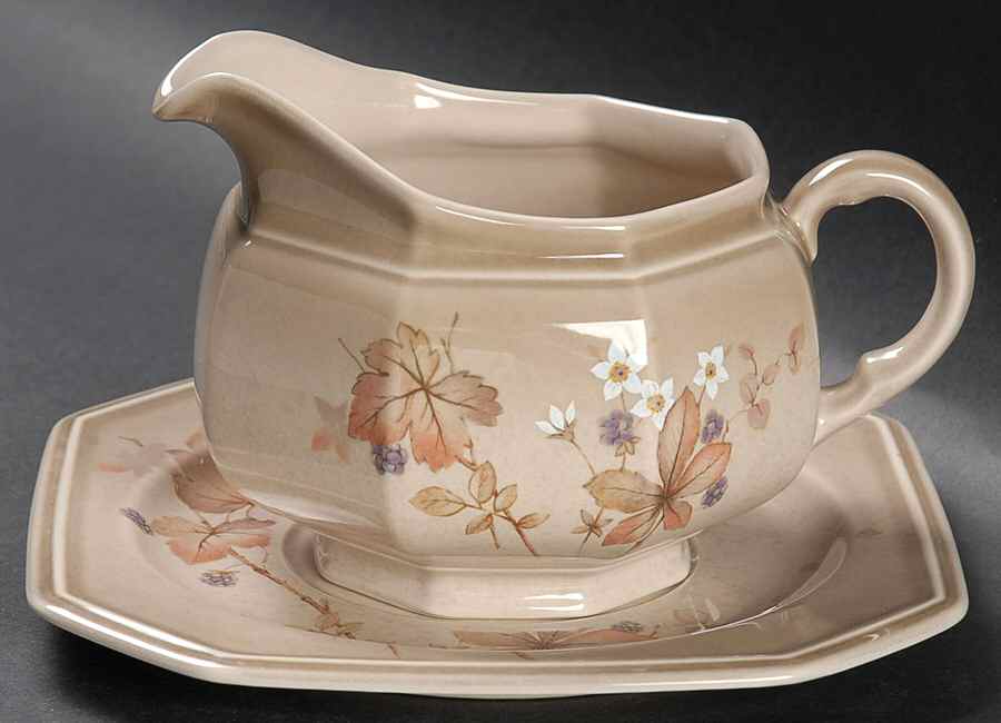 Impulse Gravy Boat & Underplate by Mikasa-1