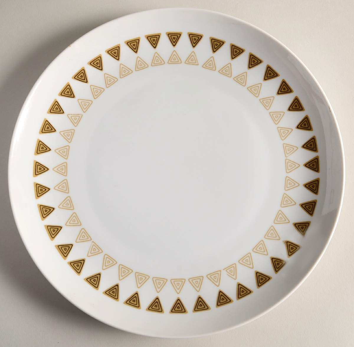 Interlude Dinner Plate by Mikasa-1