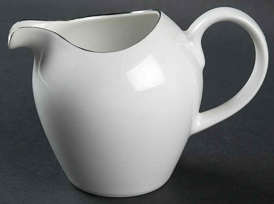 Invitational Creamer by Mikasa-1
