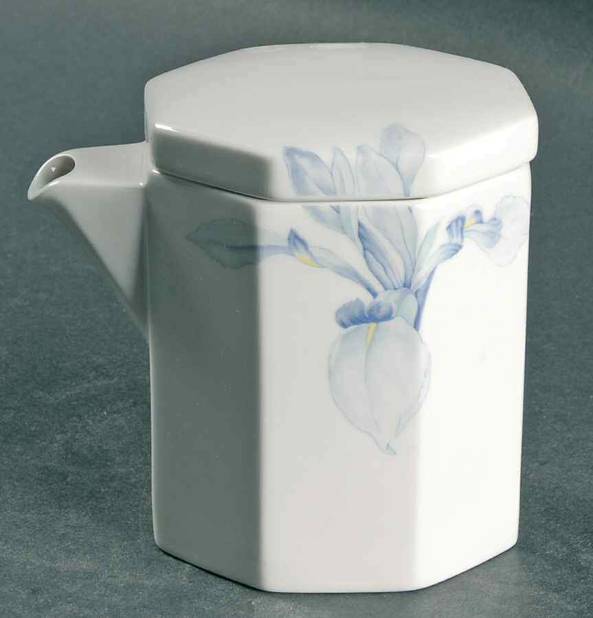 Iris Duet Creamer & Lid by Mikasa-1