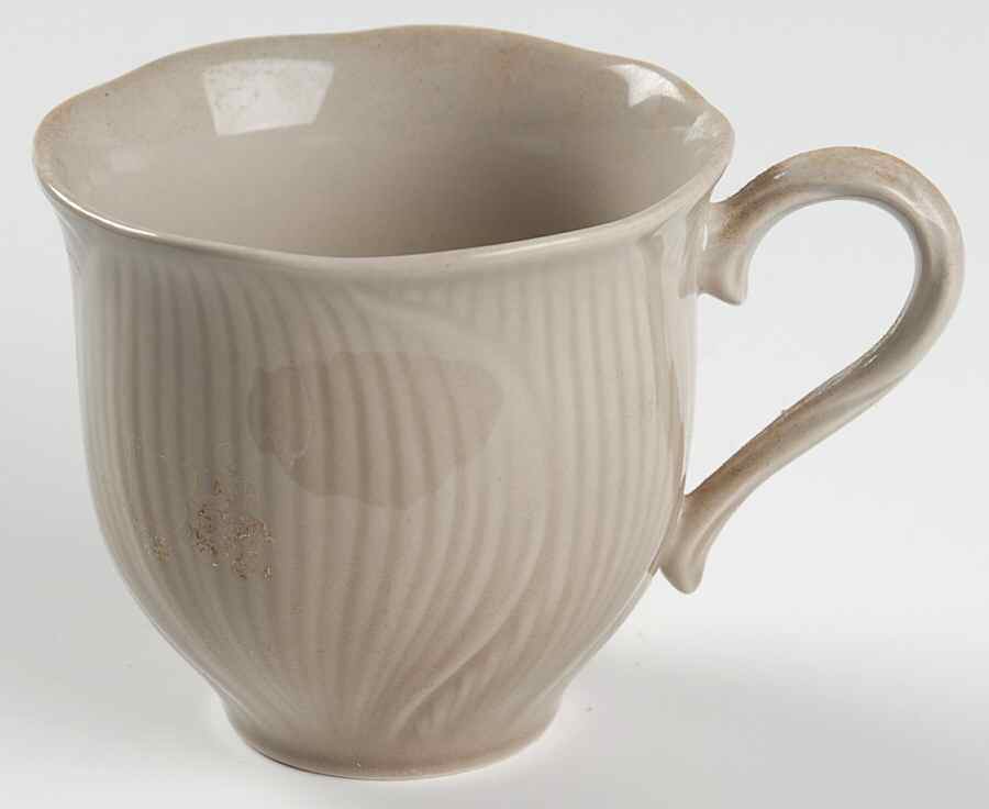 Iris Flat Cup by Mikasa-1