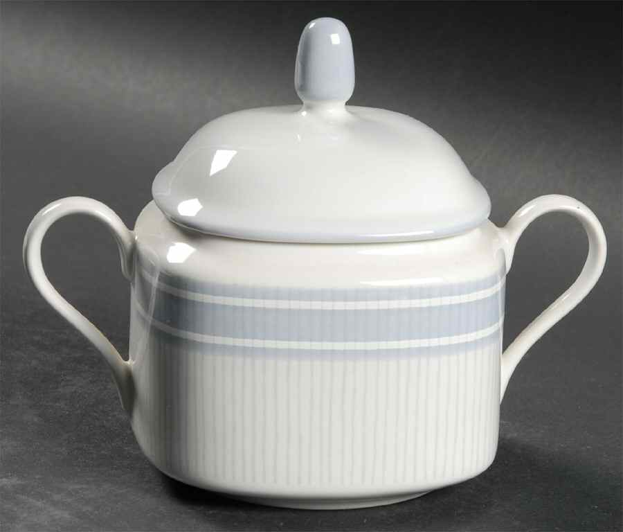 Irish Linen Blue Sugar Bowl & Lid by Mikasa-1