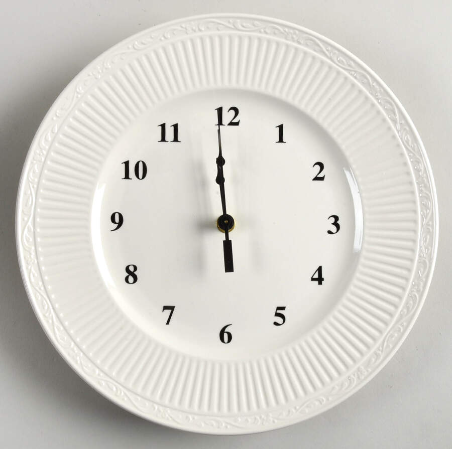 Italian Countryside (Stoneware) 1-2" depth  Clock Plate HC by Mikasa-1