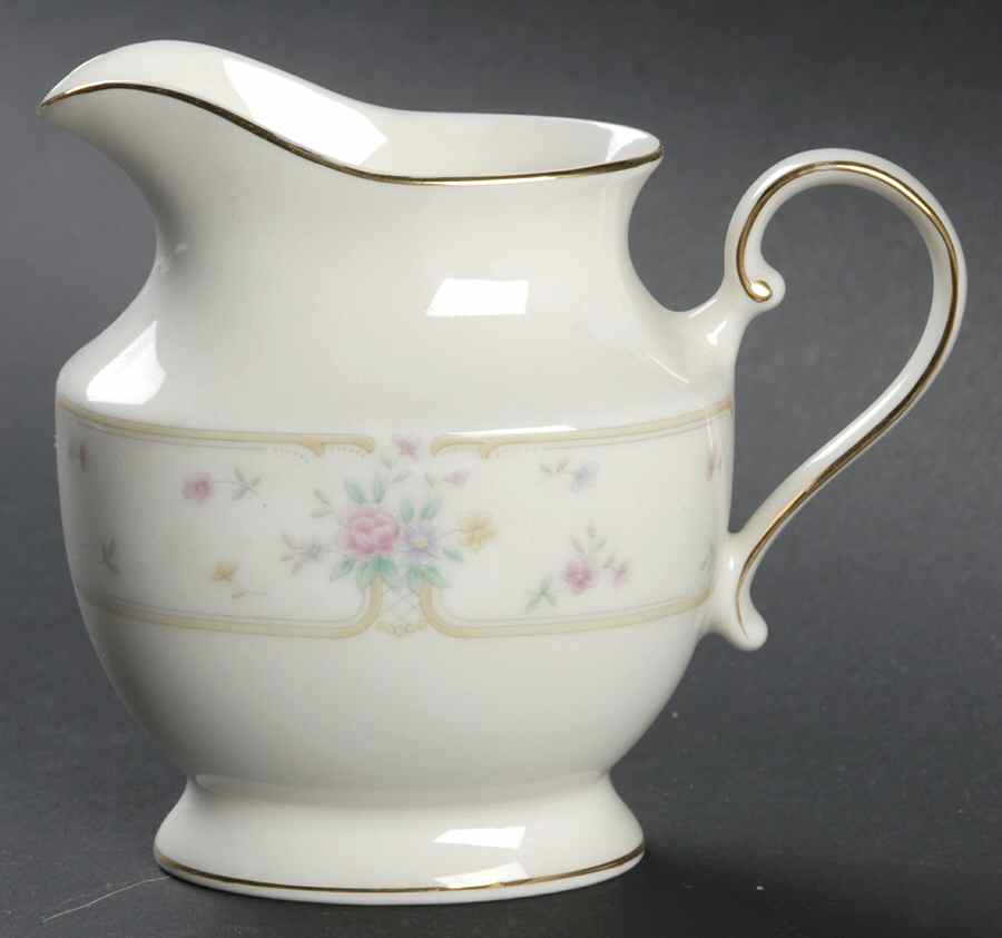 Jacqueline Creamer by Mikasa-1